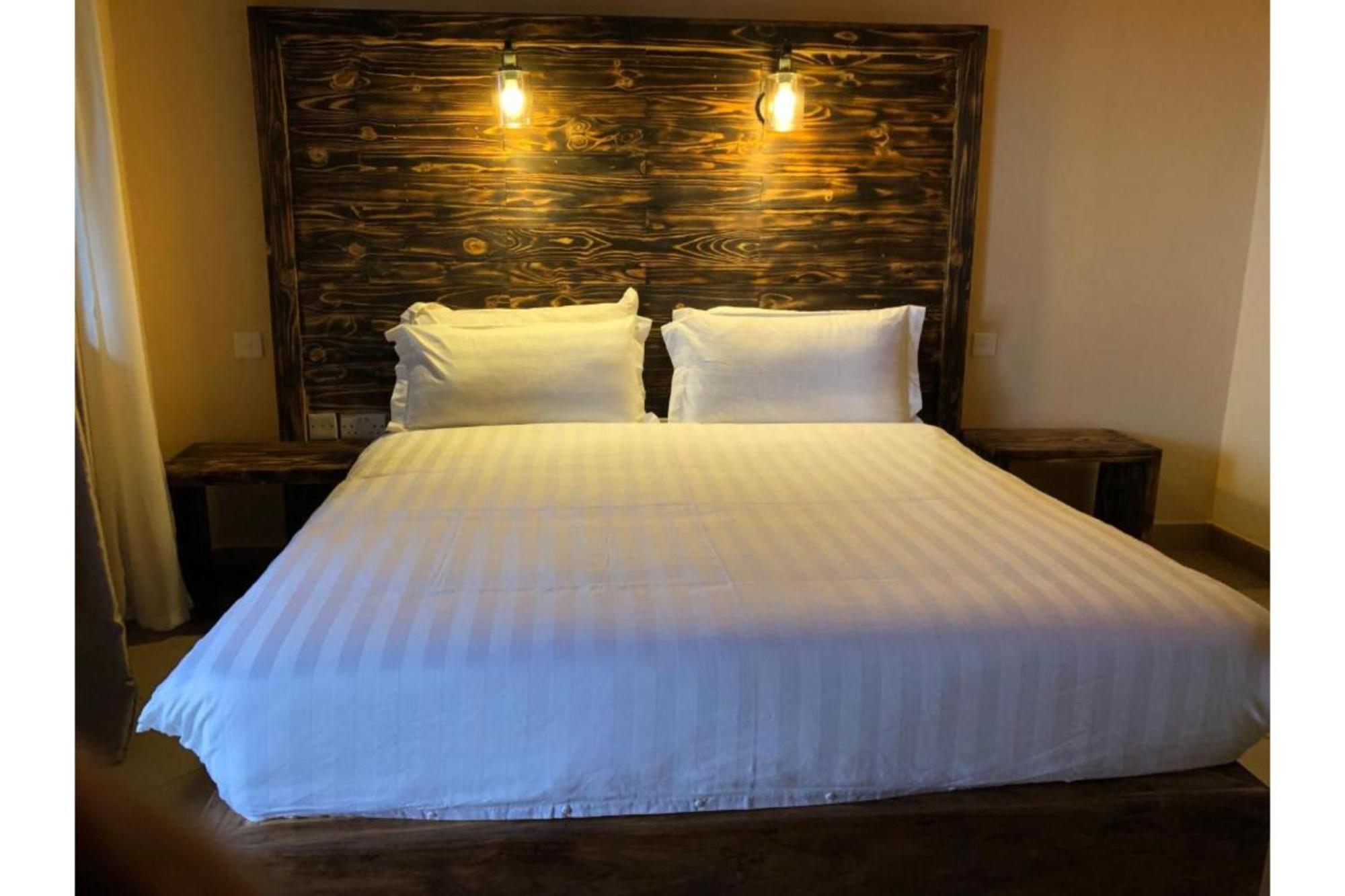 Meley Impala Hotel Munyonyo 外观 照片