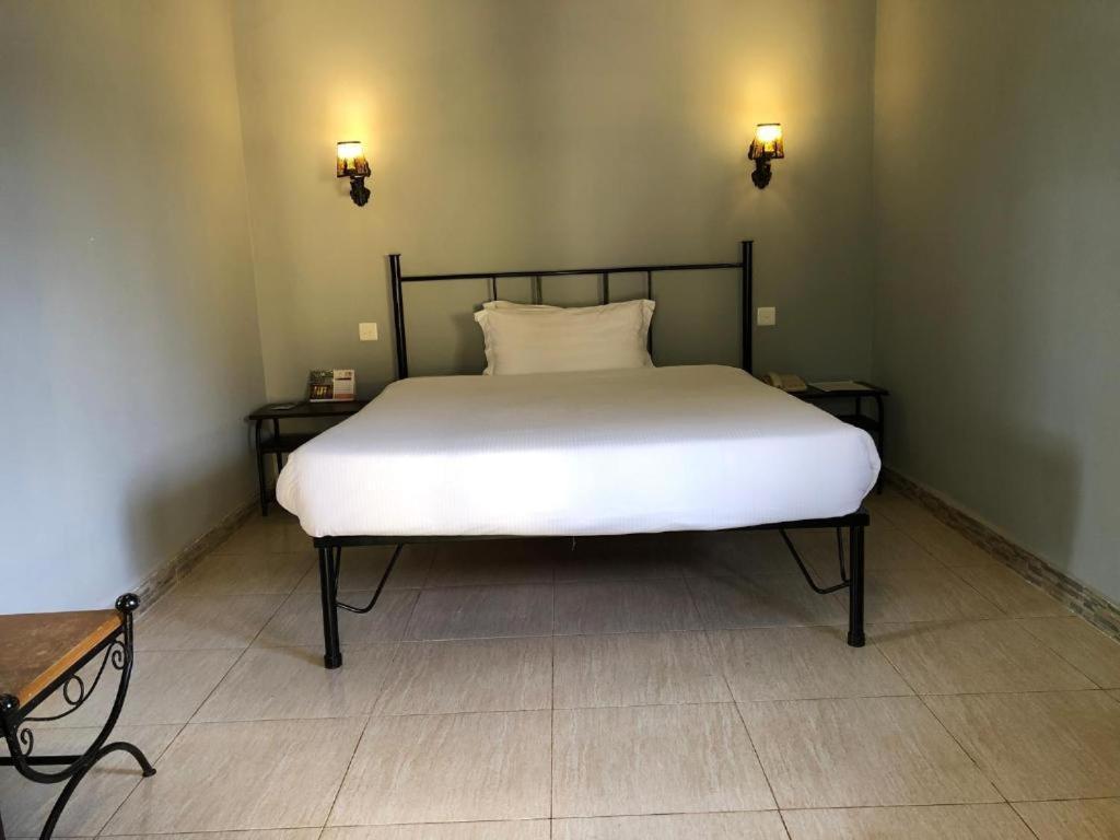 Meley Impala Hotel Munyonyo 外观 照片