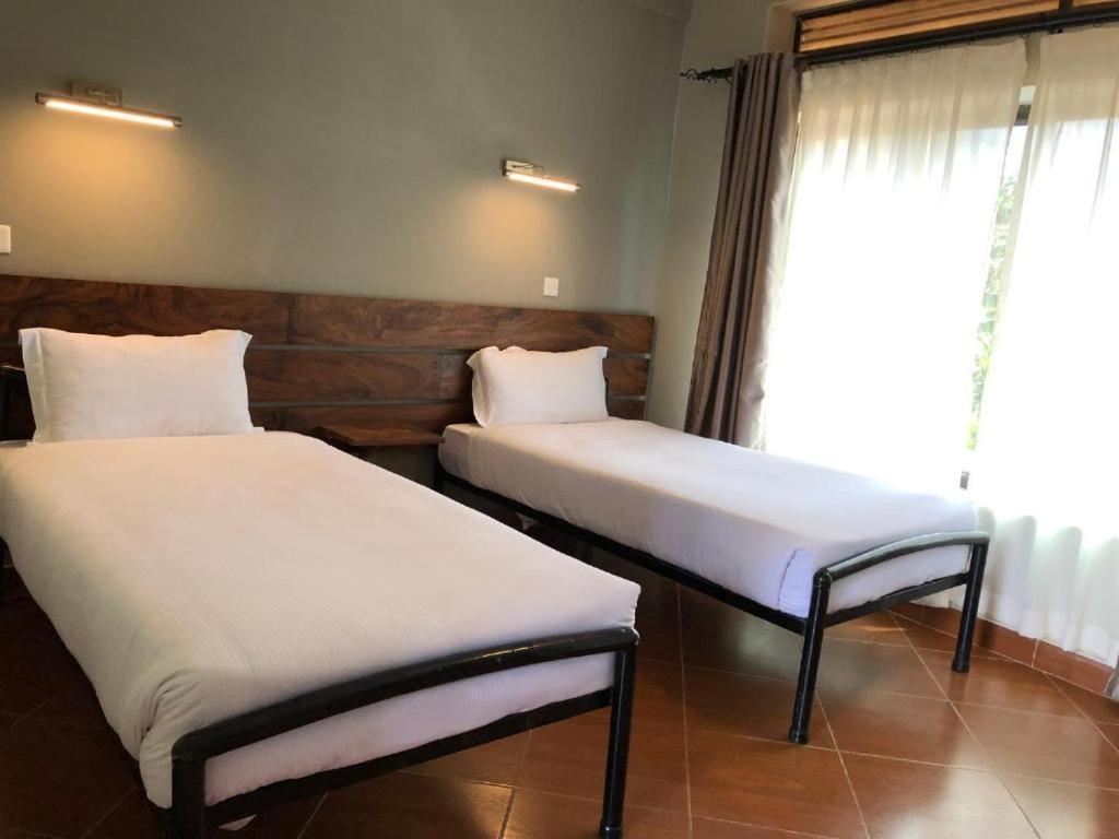 Meley Impala Hotel Munyonyo 外观 照片
